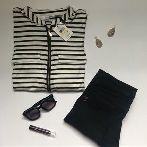 Calvin Klein Tops - ⚜️ New! Calvin Klein Black & White Striped Top ⚜️ Calvin Klein Tops - ⚜️ New! Calvin Klein Black & White Striped Top ⚜️